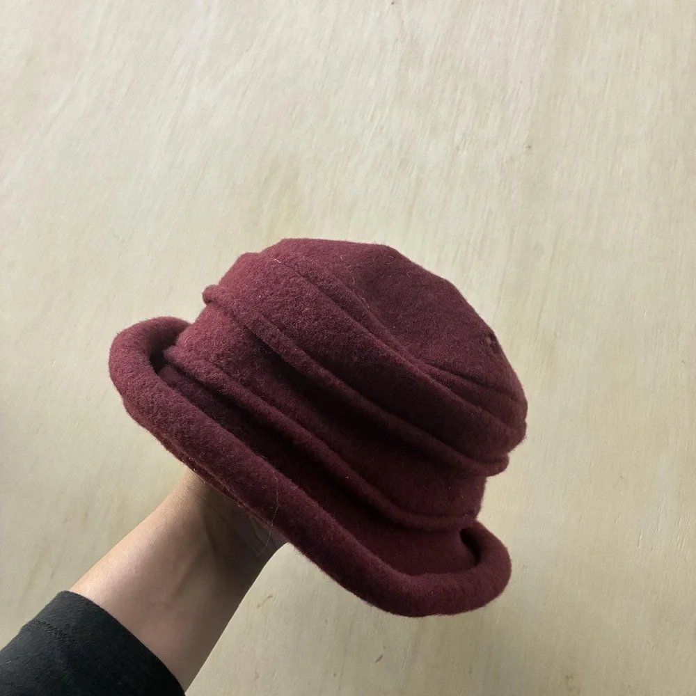 Scala Collezione Hat Cloche Womens One Size Red Wool Felt Pleated Fall‎ Winter